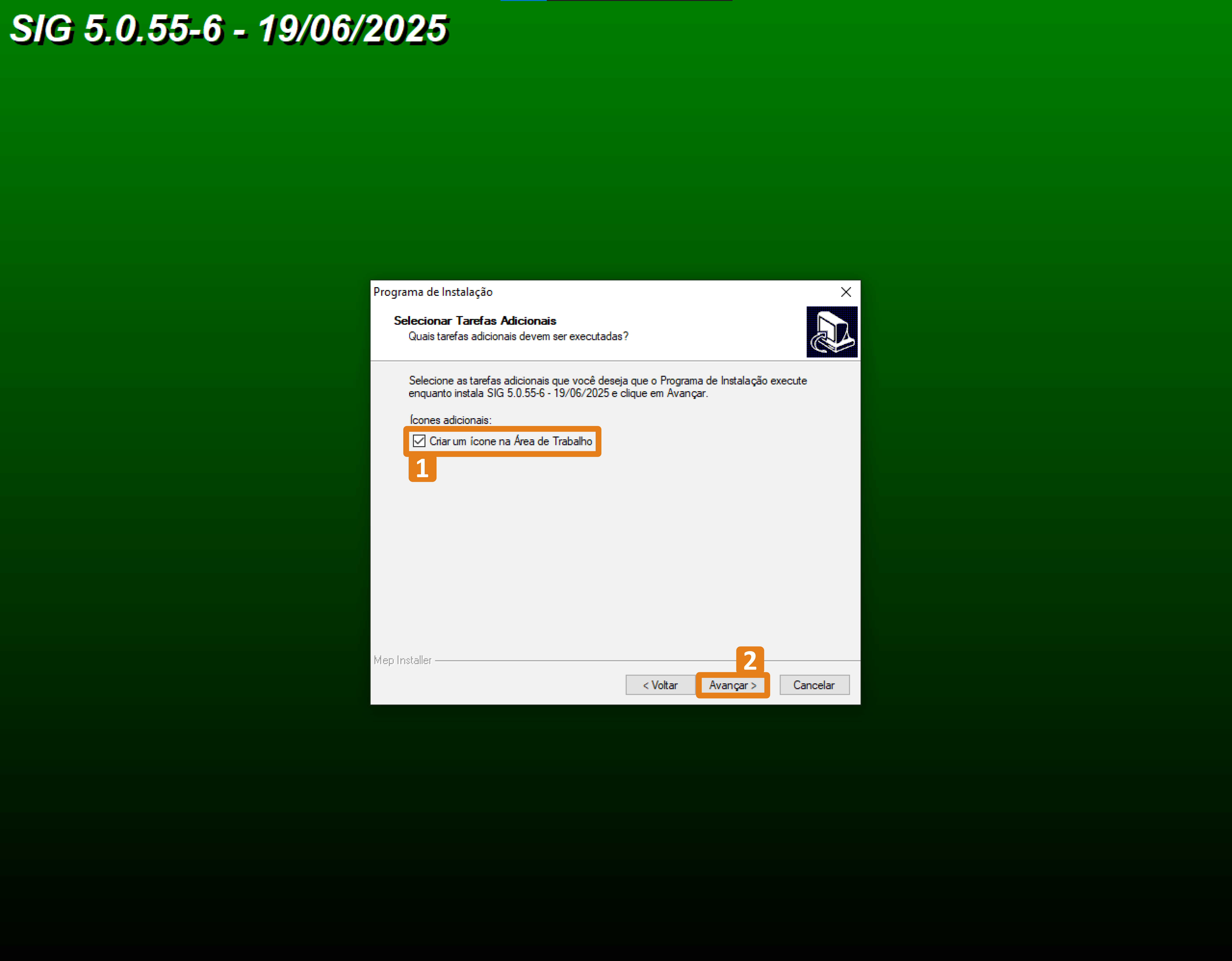 Instalador do SIG 5.0.55-6 exibindo a etapa “Selecionar Tarefas Adicionais”. Opção marcada: “Criar um ícone na Área de Trabalho”. Botão “Avançar” destacado em laranja.