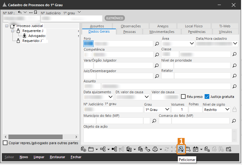 Tela “Cadastro de Processos do 1º Grau” no SAJ. Na parte inferior, há um botão destacado em laranja com o rótulo “Peticionar”.
