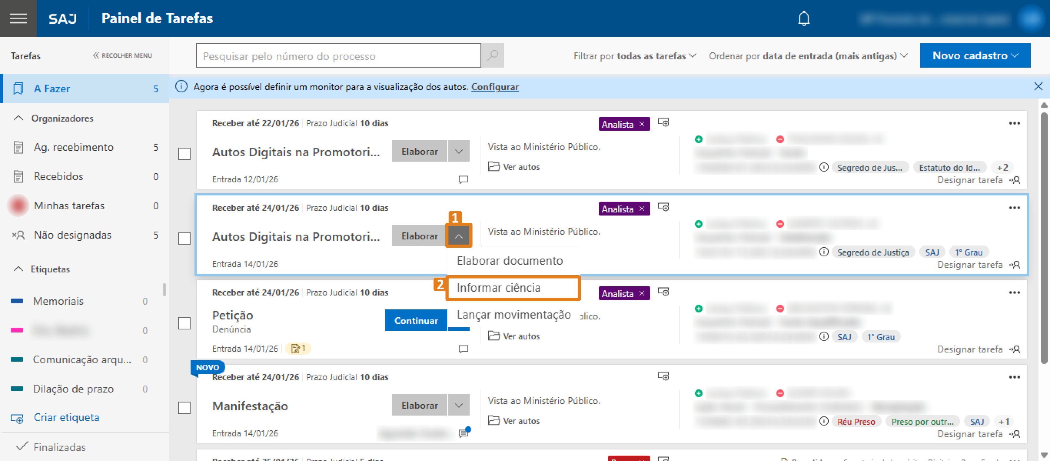 Painel de Tarefas do SAJ. Ícone de seta destacado em laranja para expandir opções e, abaixo, opção “Informar ciência” também destacada.